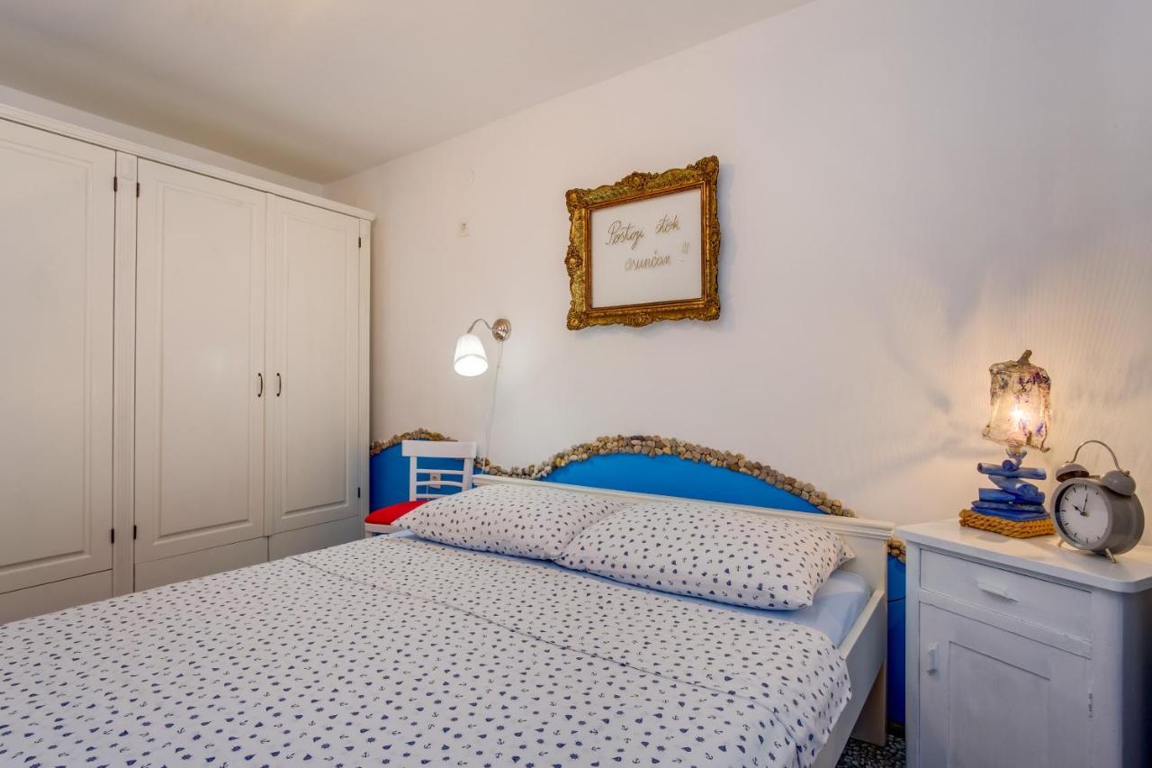 Apartments Kastel Veli Lošinj Extérieur photo